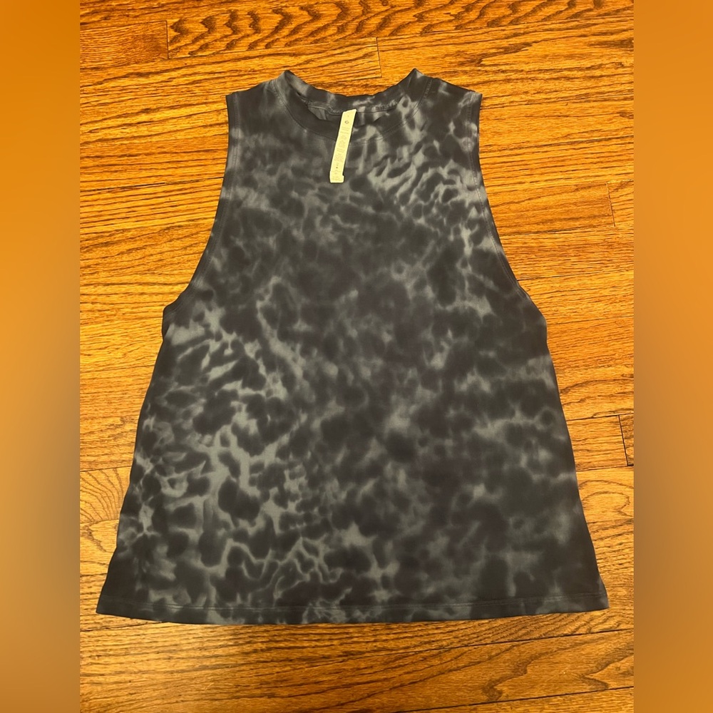 Lululemon Athletica dark blue and light blue Muscle Tee
